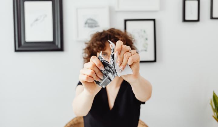 pexels-karolina-grabowska-7681096