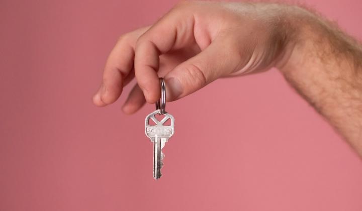 pexels-kindel-media-7579401