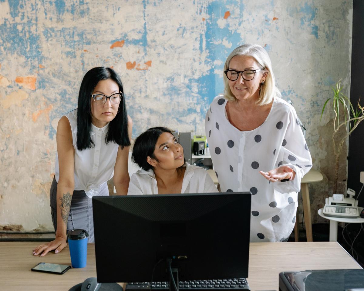 pexels-yan-krukov-8837264